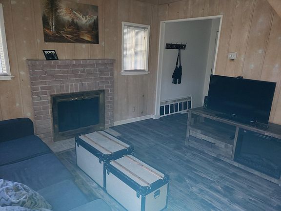 3rd image of 586 Arrowhead Villa Dr