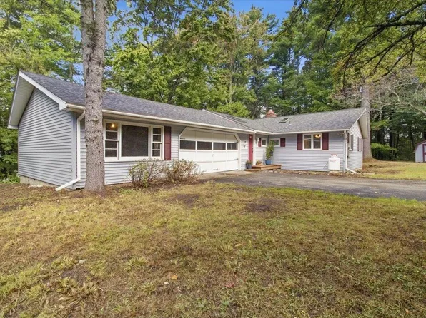 261 Skyboro Road, Pownal, VT 05261