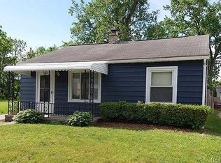 29545 Balmoral St, Garden City, MI 48135