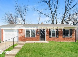 2423 Eastwood Dr, Indianapolis, IN 46219