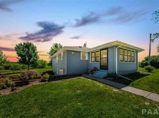 632 County Road 2000 E, Secor, IL 61771