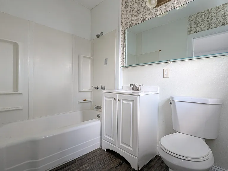 165 Smith St #3 — Photo 10