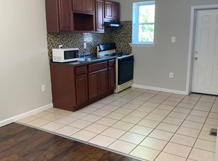 823 S Allison St, Philadelphia, PA 19143