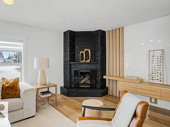 3rd image of 49 Galloway Dr
