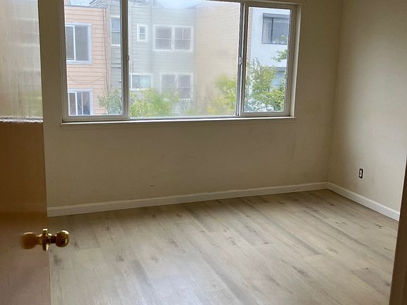 4th image of 334 3rd Ave APT 6