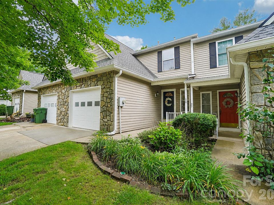 1st image of 26 Willowick Dr
