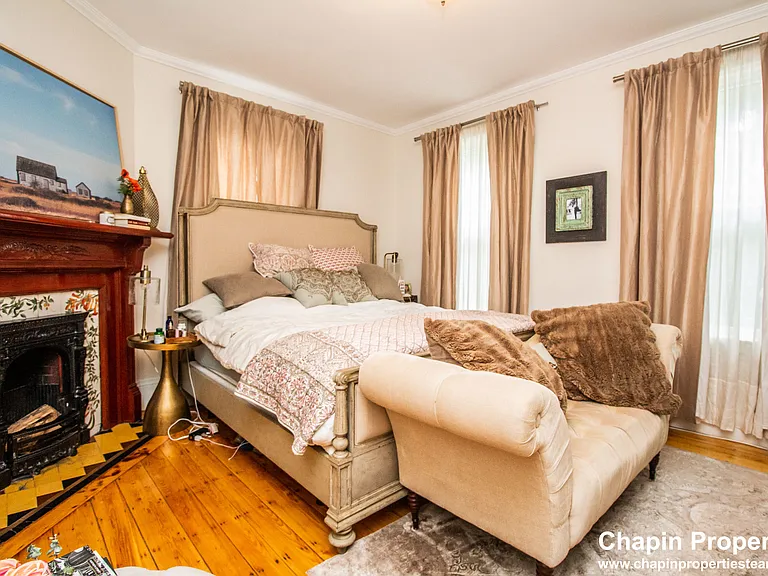 158 Cypress St — Photo 21