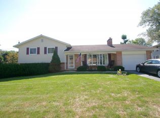 17 Pfautz Ave, Lititz, PA 17543
