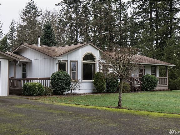 3rd image of 4111 330th Pl SE
