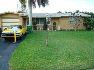 8571 NW 14th St, Pembroke Pines, FL 33024