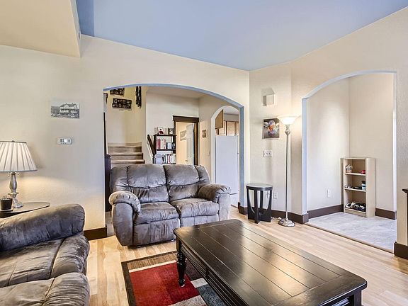5th image of 820 Kimbark St #B