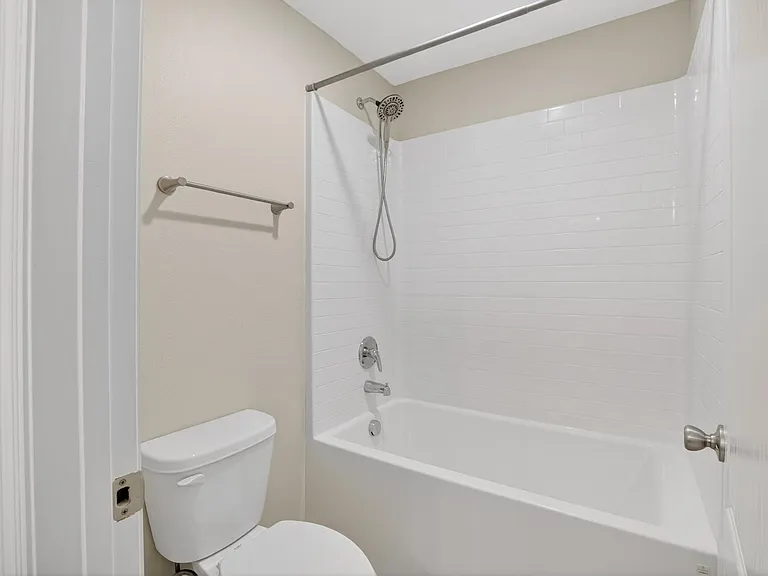 4718 Spatter Dock St #D — Photo 2