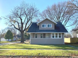 400 N 12th St, Rochelle, IL 61068