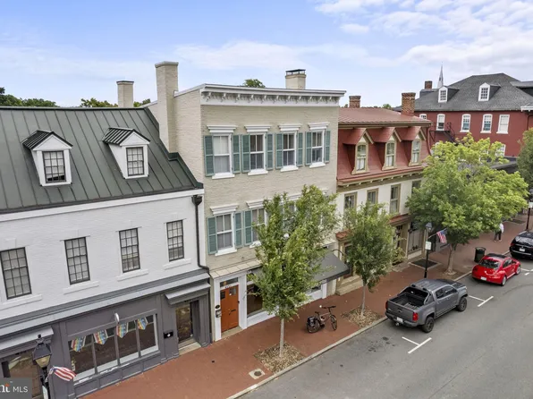 415 William St, Fredericksburg, VA 22401