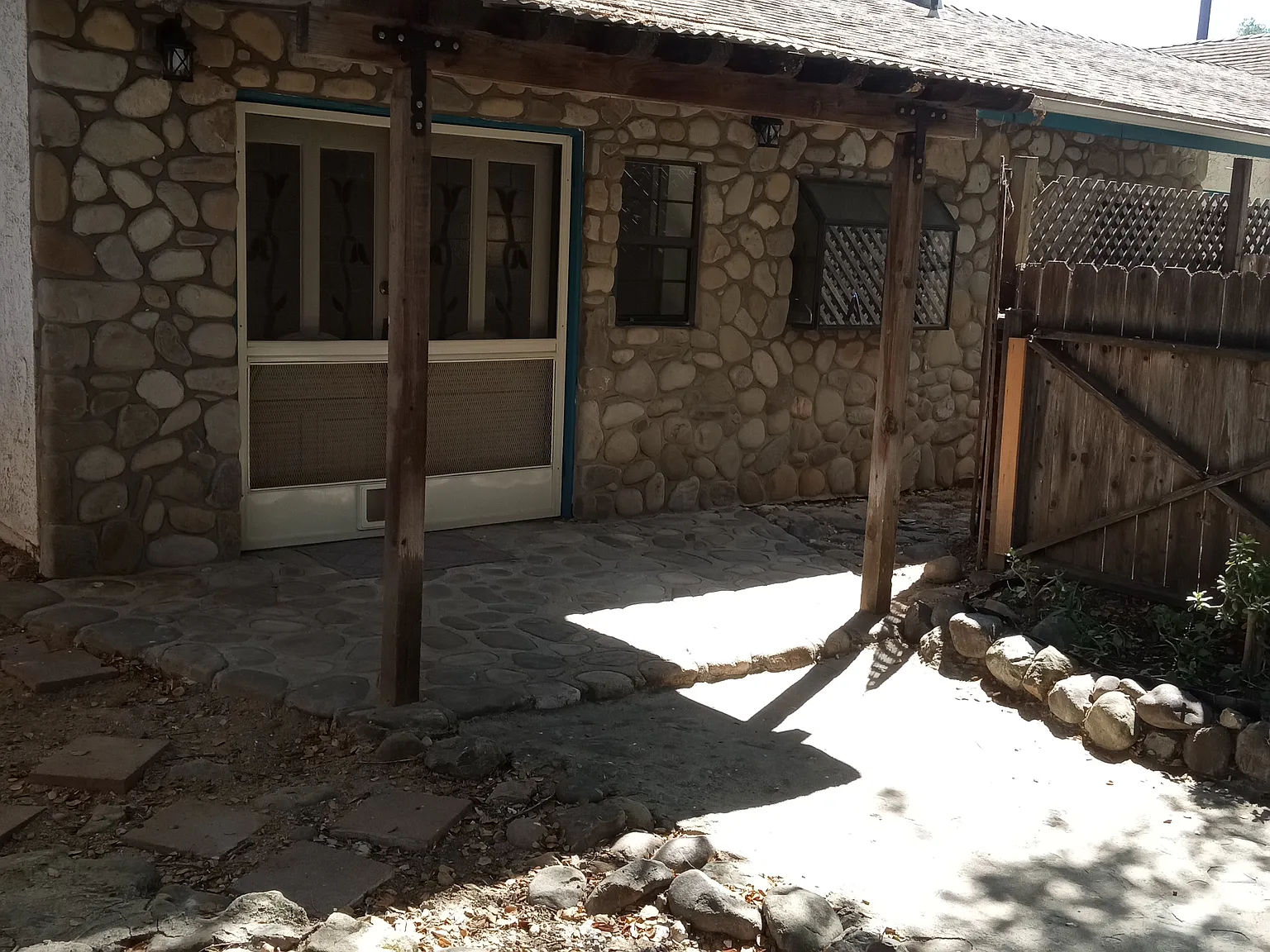 1 bed, 600 sqft, $2,000 — Photo 2