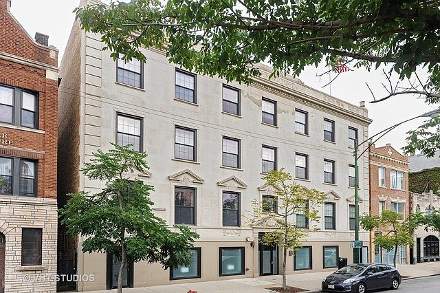 1st image of 1309 N Ashland Ave APT 201