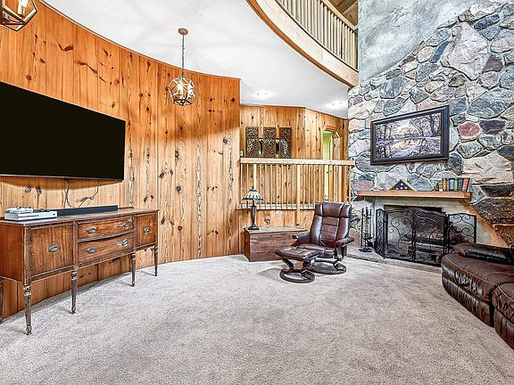 11th image of 4973 S County Rd F