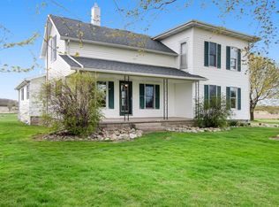 10595 Ferris Rd, Carson City, MI 48811