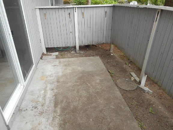 4th image of 6114 N 16th St APT J102