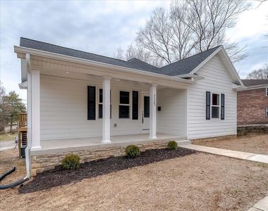 725 Woodland Ave, Frankfort, KY, 40601