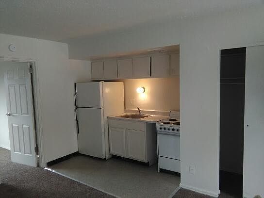 2nd image of 2955 W McMicken Ave APT 8