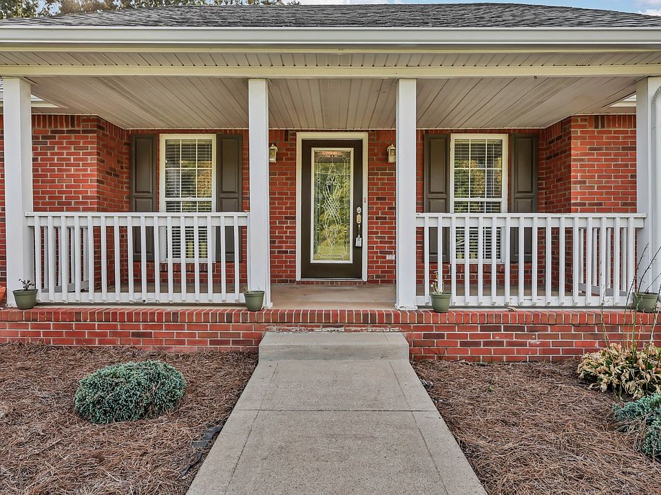 1st image of 3736 McGregor Rd