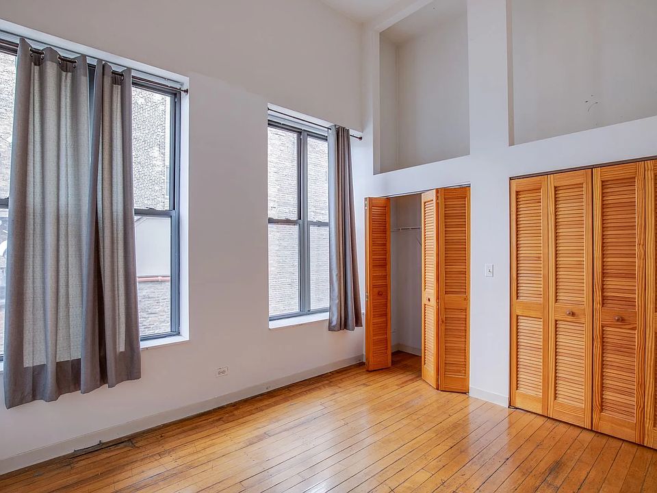 1st image of 1272 N Milwaukee Ave #5f02ba485