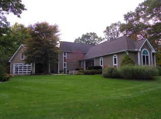 3395 Fox Chase Dr, Bristol, IN 46507