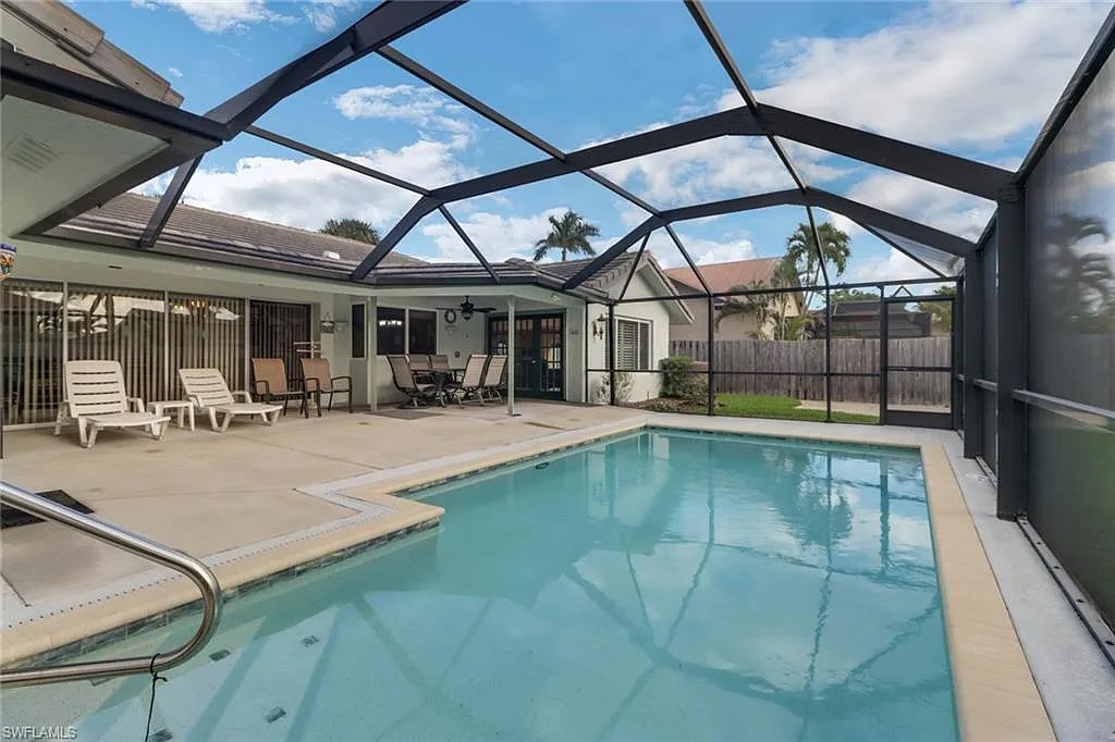 3 bed, 2.0 bath, 2060 sqft, $4,000 — Photo 1