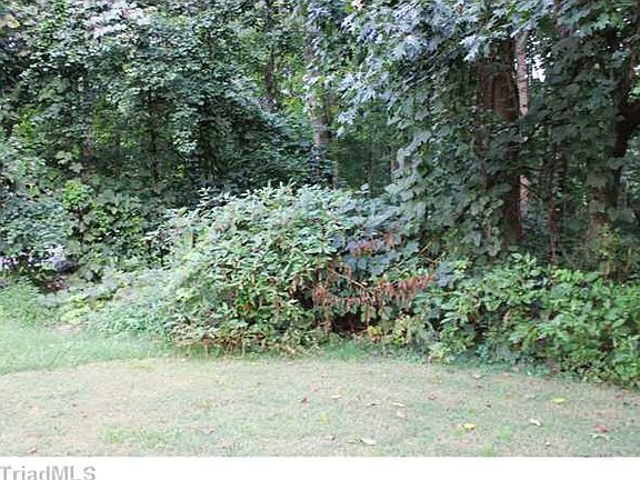 3rd image of 2315 Denise Ln