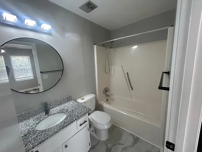 940 Glenn St #702 — Photo 18