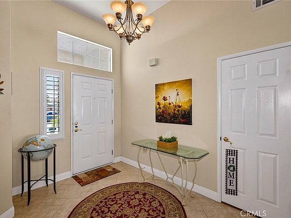 3rd image of 817 Perla Ct