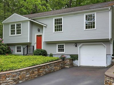 60 Wrentham Rd, Worcester, MA, 01602