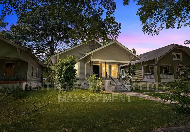 608 Fulton Ave SW — Photo 2
