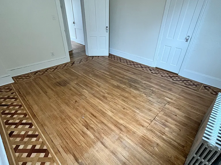 324 Broadway #1/2 — Photo 10