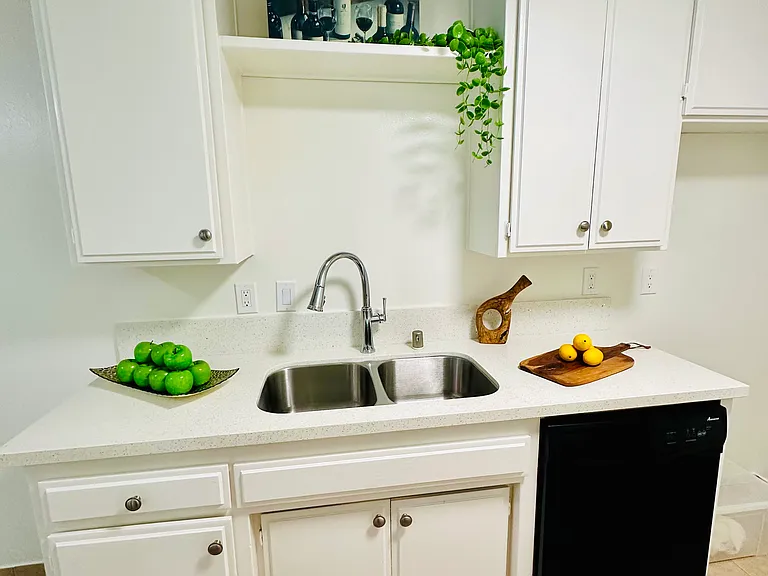 628 W Imperial Ave #203 — Photo 7