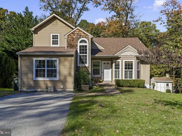1307 Spellman Dr, Downingtown, PA 19335