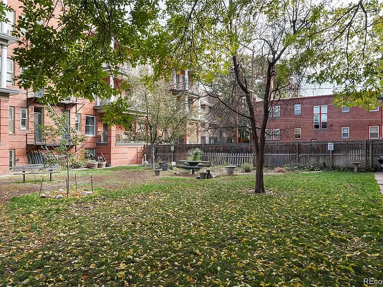 1356 N Pearl St #304 — Photo 37