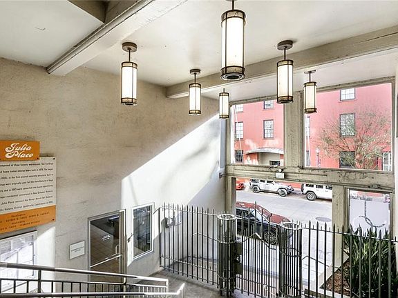 3rd image of 333 Julia St APT 504