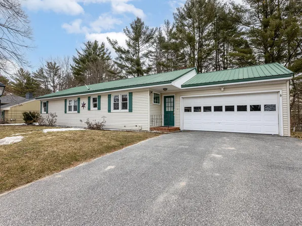 37 Mcarthur Avenue, Lewiston, ME 04240