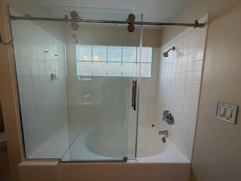 1238 S Holt Ave #2 — Photo 33