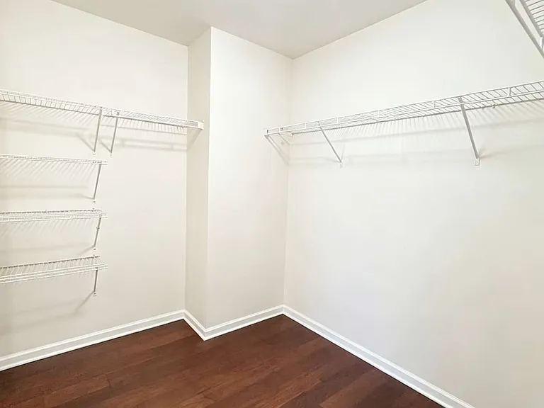 2440 Northmont Pkwy — Photo 34