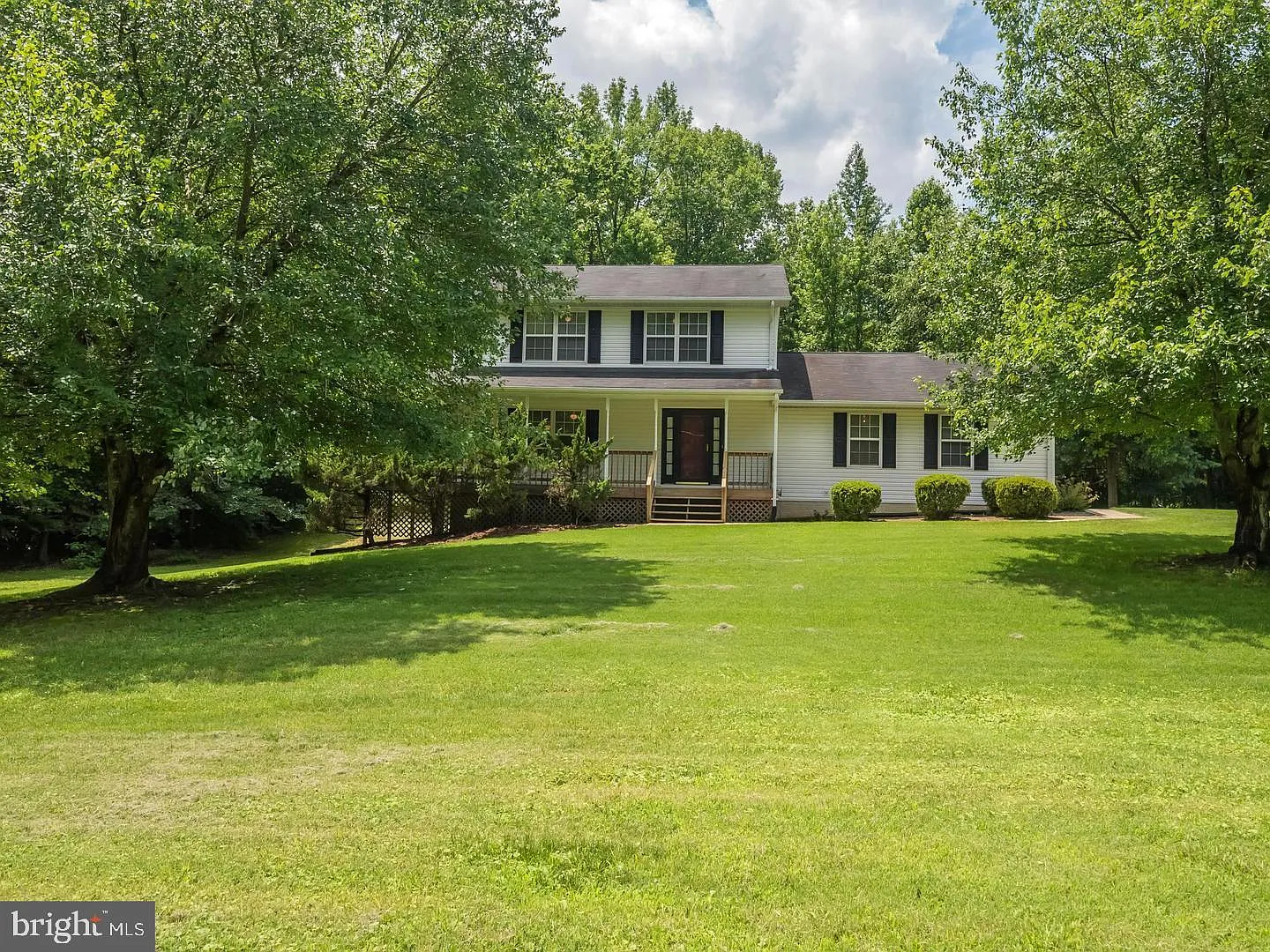 7701 Croom Rd photo 1