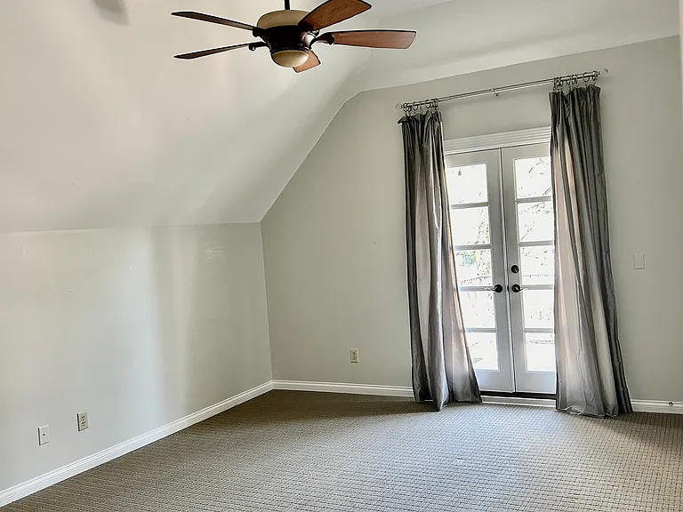 Upstairs bedroom #2