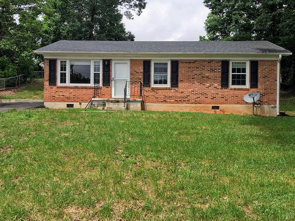 1st image of 409 Hilltop Dr