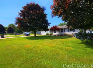 900 Beauford St SE, Grand Rapids, MI 49508