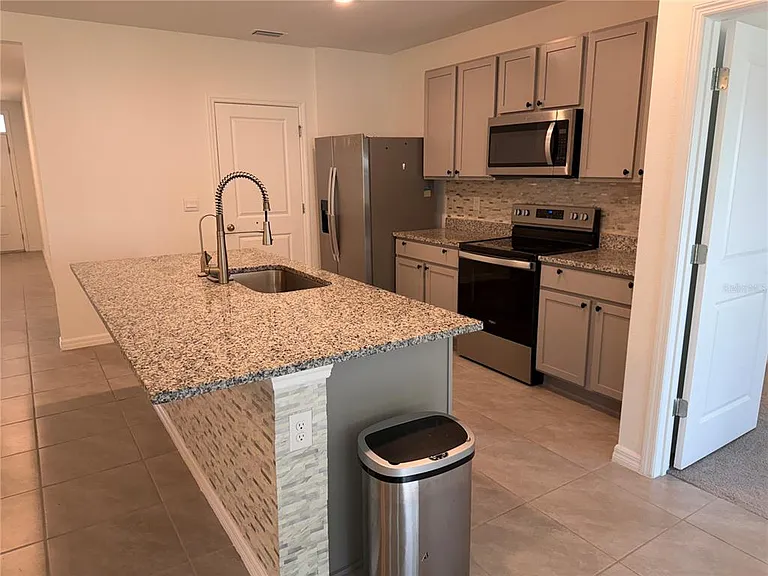 10888 Quail Grove Way — Photo 8