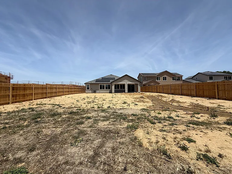 156 Coiner St — Photo 48