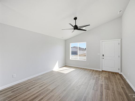 2nd image of 227 W 17th Ave