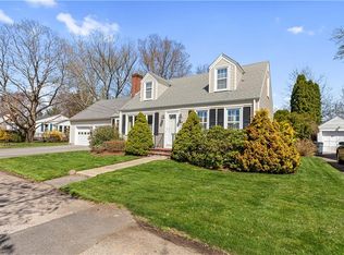 55 Lindy Ave, Riverside, RI 02915